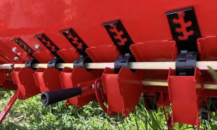 Бак СЗГ 00. 2450 зернотуковий для сівалок СЗ-3, 6 - фото № 5