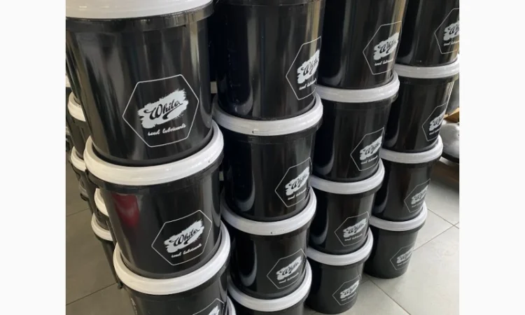 Графит для сеялок - 10 кг John Deere, KINZE от White USA - фото № 1