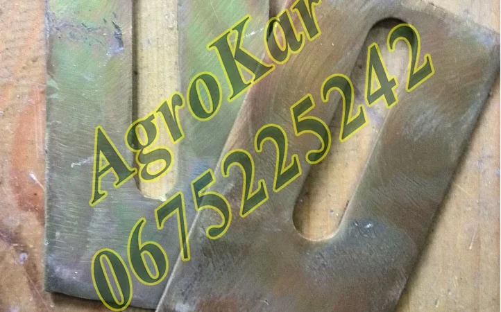 Чистик внешний A24085 диска сошника внесения удобрений John Deere Джон Дир - фото № 1