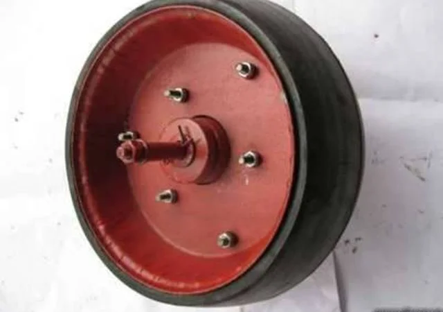 Колесо прикатывающее СУПН-8(01)на подшипниках - фото № 1