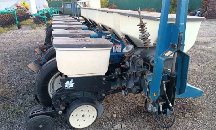 Розборка сівалки Джон дір 7000, Кінзе 3000, Тодак СТВТ-8 - фото № 1
