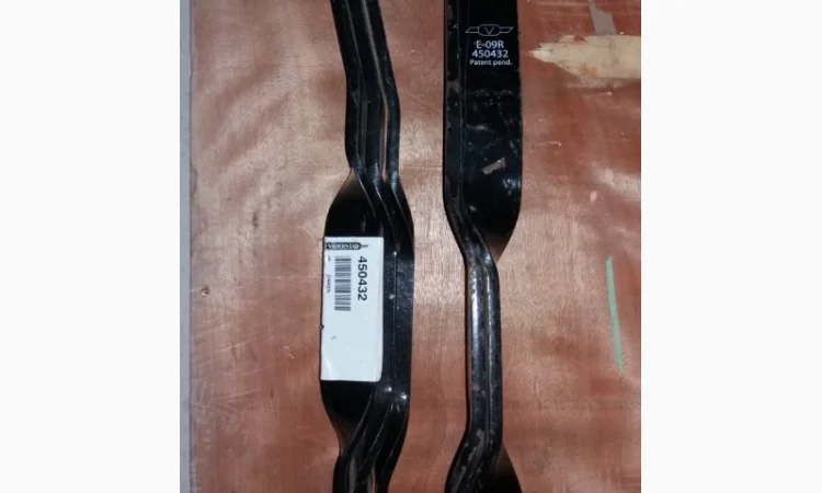 450432 Пластина металева кріплення чистика VADERSTAD - фото № 1