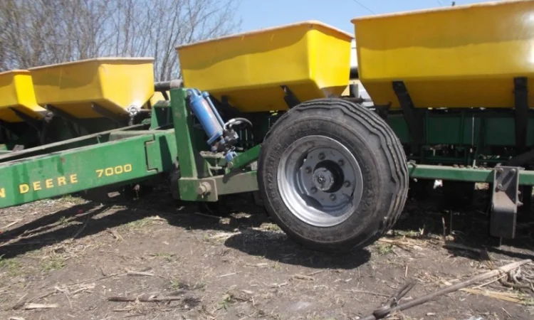 Транспортное устройство для пропашных сеялок John Deere, KINZE, GP 6, 8, 12 рядов - фото № 2