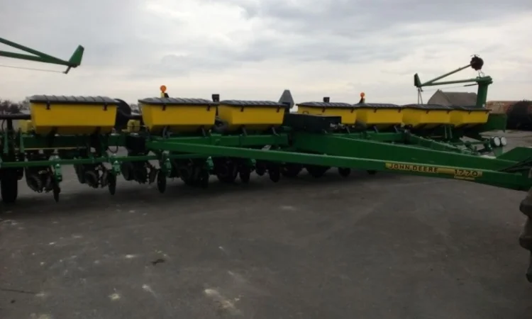 Туковая/туковысевающая система для пропашных сеялок John Deere 7000, 7200, 1770 - фото № 6
