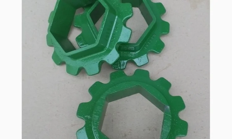 Звездочка приводного колеса сеялок John Deere - фото № 1