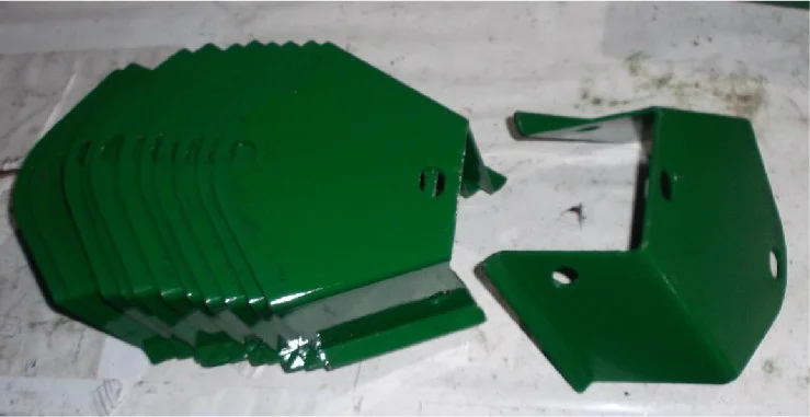 Кронштейн крепления чистиков тукового сошника John Deere - фото № 2