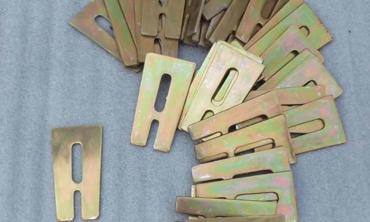 Счищалка внутренняя дисков сошника зерновых сеялок Great Plains - фото № 1