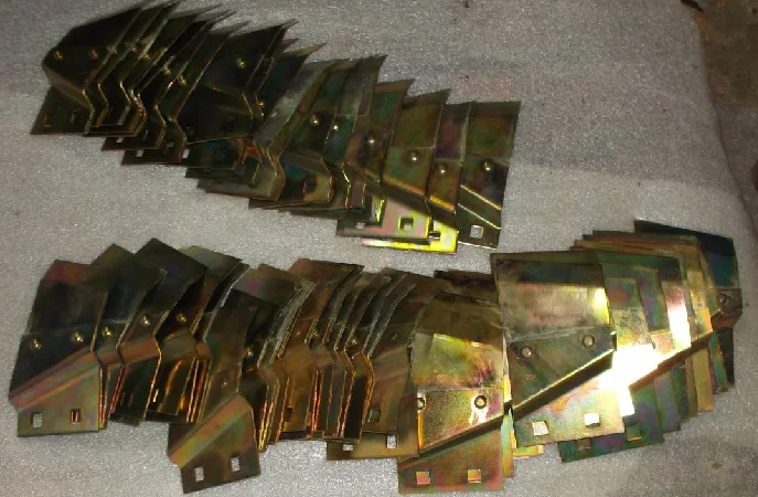 Чистик дисков сошника зерновой секции John Deere 7000 - фото № 1