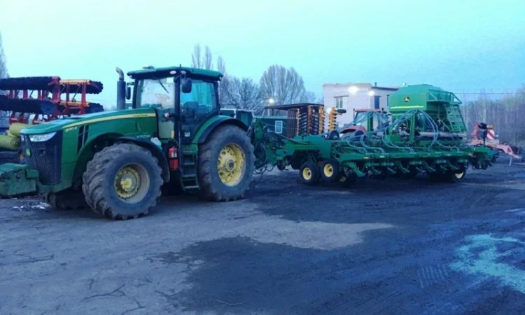 Пневматическая система внесения сухих удобрений John Deere DB-44/55/80, KINZE - фото № 3