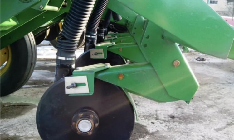 Туковый сошник/апликатор для минудобрений в сборе John Deere, KINZE - фото № 2