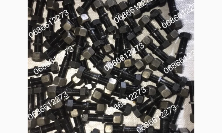 Шпилька колеса 2ПТС-4, КТУ; гайка балонна, ремкомплект кріплення, кришка, пильник - фото № 1