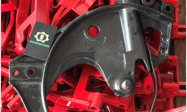 Корпус Н 105.03.102 сошника точного литья со смещением с осями - фото № 1