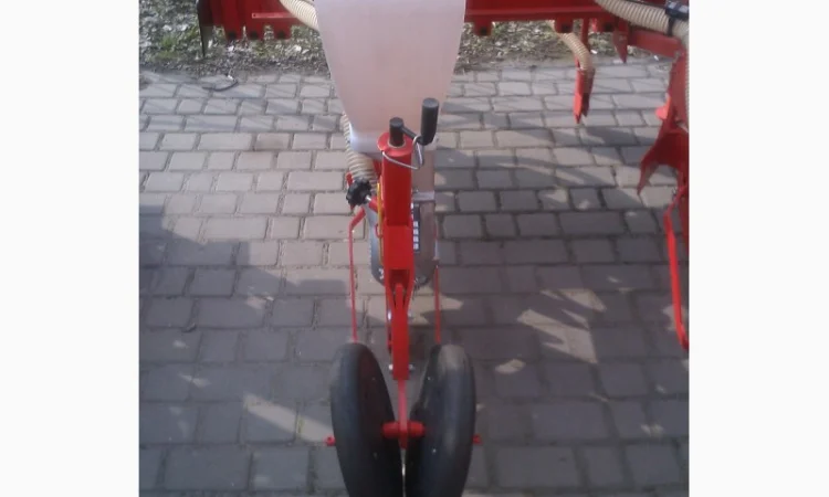 Колесо F06120076 прикатывающее сеялки Gaspardo SP Dorada - фото № 1