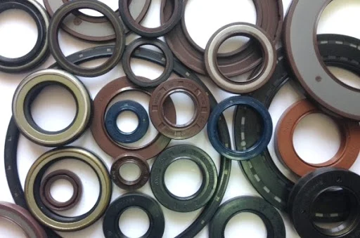 Уплотнения (сальники, манжеты) - фото № 1