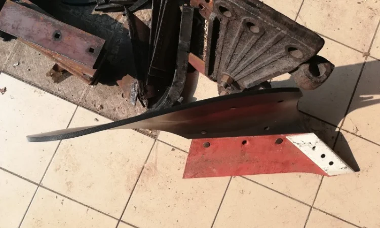 Отвал для плуга ПЛН 3, 35 (5, 35) (пластик Текрон) - фото № 4