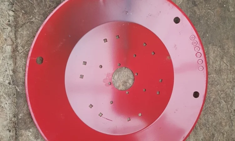 Тарелка рабочая верхняя для роторной косилки 1, 65 - фото № 1