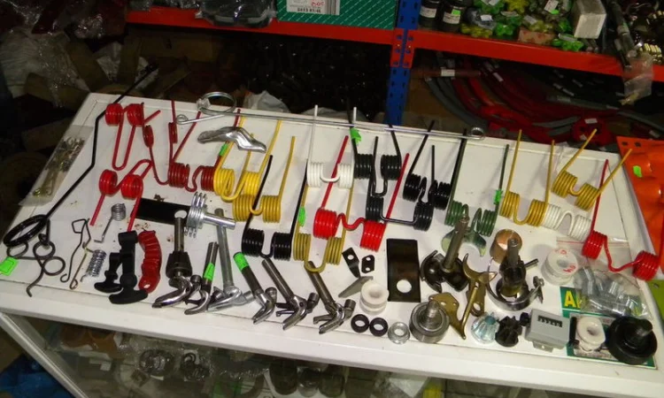 Запчасти на пресс-подборщик, тюкопрес Welger, Claas, John Deere, Sipma, Deutz Fahr - фото № 1