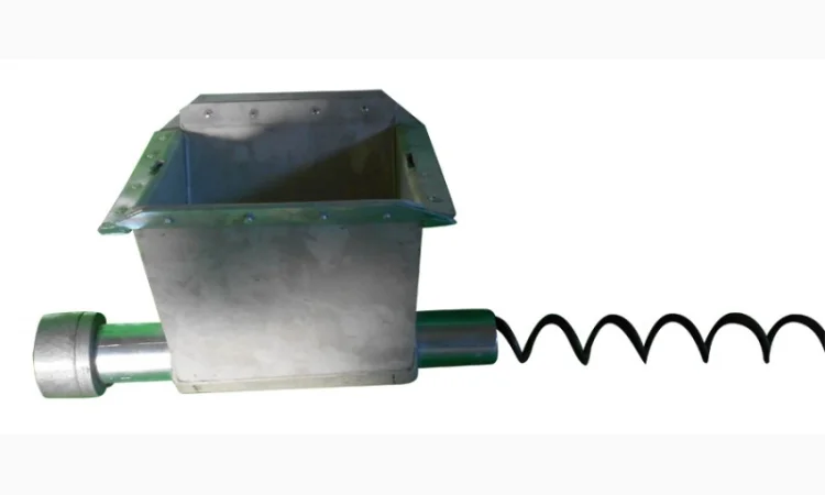 Нижняя часть хопера ( Бункер для корма) - фото № 1