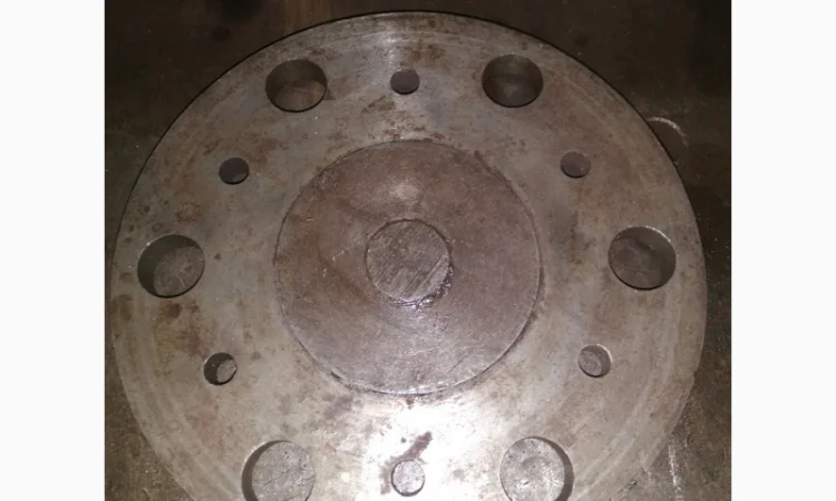 Фланец для прижима цанги. Пресс для брикета - фото № 2