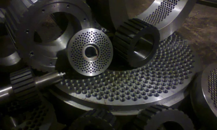 Матрицы и обечайки для грануляторов - фото № 1