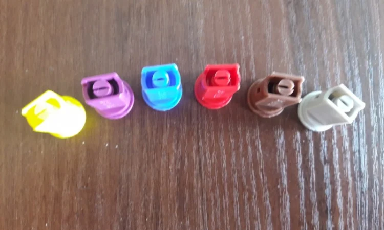 Распылитель инжекторный IDK фирмы Lechler (Германия) - фото № 2