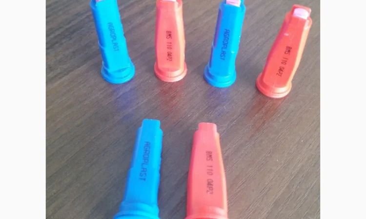 Двухструйный распылитель фирмы Agroplast - фото № 3