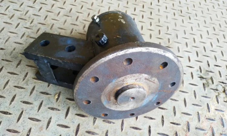 Корпус подшипника лущильника ЛДВ-2.4, ЛДВ-4, ЛДВ-6, Уманьферммаш - фото № 1