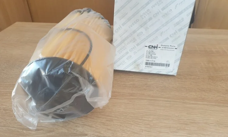 Фільтр масляний CNH 84565867 - фото № 1