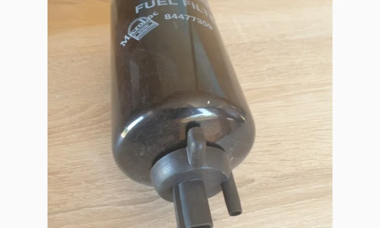 Фільтр паливний 84477359 CNH - фото № 2