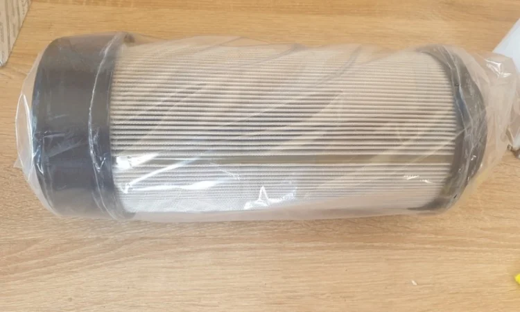 Елемент фільтра гідравлічного T7060/Puma 210 - фото № 1