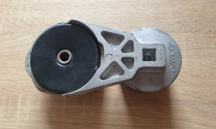 Натягувач ременя приводу генератора JD7830/8430/8335R/9510R (DZ10469/RE243199 - фото № 1