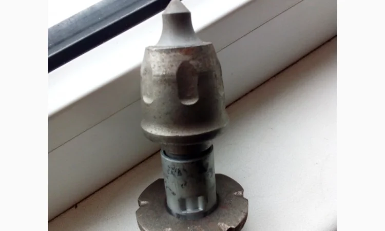 Продам резцы для буровых машин - фото № 3