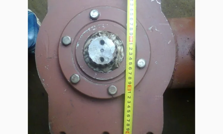 Продам редуктор МРК-750. 690А-94-000 - фото № 3