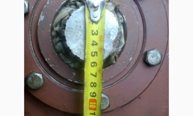 Продам редуктор МРК-750. 690А-94-000 - фото № 4