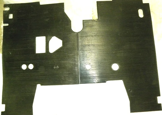 80-6702332 Коврик кабины МТЗ комплект, цельный 80-6702333, 80-6702337 - фото № 1