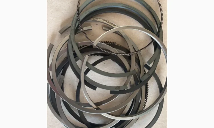 Кільця поршневі UNK-320 - фото № 1