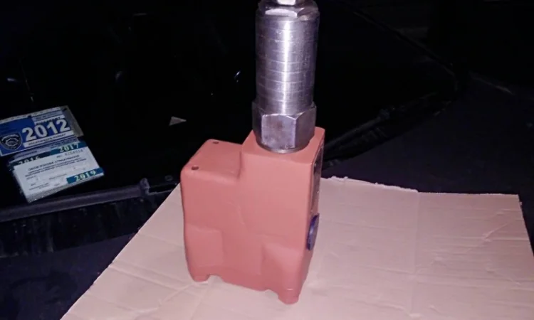 Гидрозамки подьема стрел автокранов Январец, Краян, Bumar, Броварчанин продажа в Украине - фото № 5