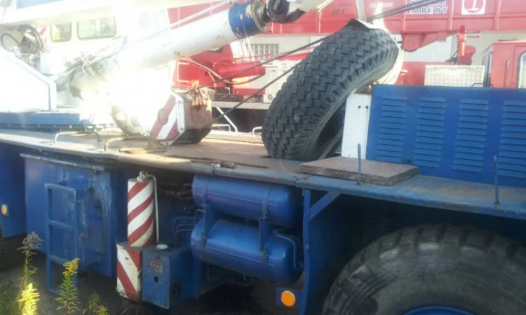 Автокран КС6472(DST402) продажа в Украине - фото № 3