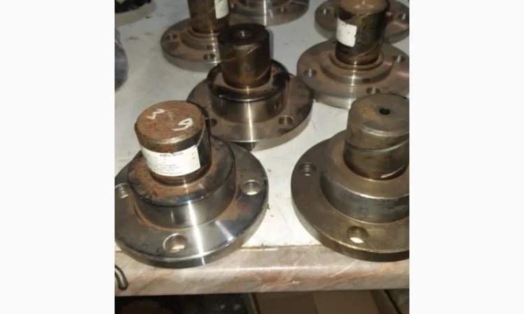 Запчасти к эксковаторам ТВЭКС в Киев / Днепр / Кривой Рог / Мариуполь / Одесса / Львов - фото № 11