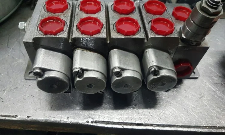 Гидрораспределители автокранов Кшт50.01, Кс6473, Кс5473, Кс6471, Кс6472, Кс5363, Кс557КР, Кс7471 - фото № 17