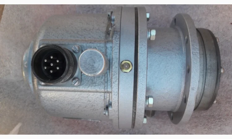 Запчасти К-562М; К-962М1; 4ДМ13М1; К-167; К-364; К-362М2; К-470М2; К-471М2; К-564М1; К-571; К-270М2 - фото № 1