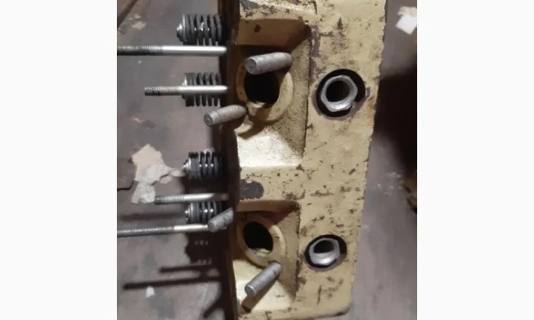 Крышка цилиндров 4Ч8.5/11 ДагДизель Киев, Одесса, Николаев, Измаил, Светловодск, Полтава, Львов - фото № 1