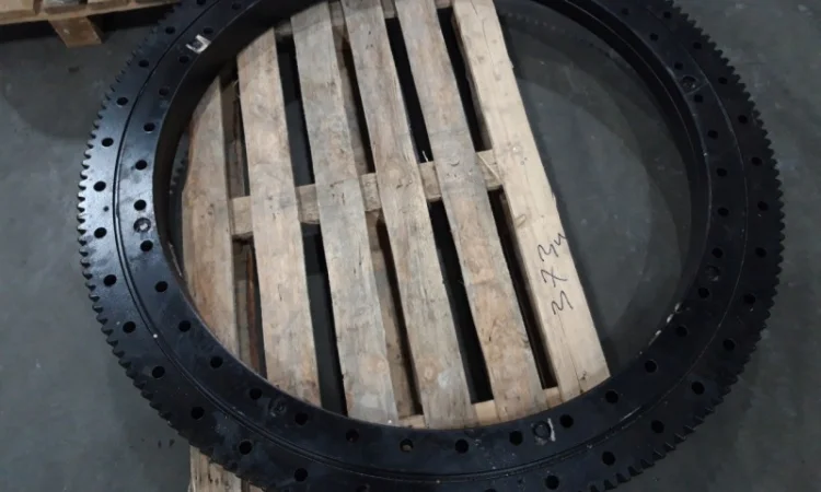 Опорно-поворотные устройства автокранов КС-4572 КС-45717 КС-55713 КС-45721 КС-55729 - фото № 1