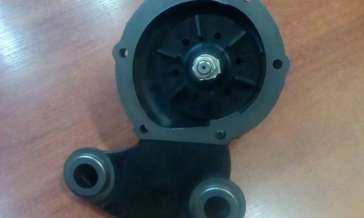 Водяные помпы двигателя 4СТ90 6СТ107 4СТ107 SW-680 SW-400 SW-266 Херсоне Николаеве Одессе - фото № 1