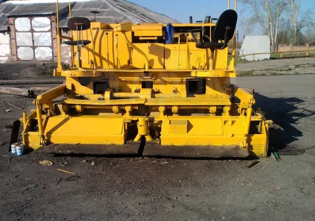 Запчасти к асфальтоукладчикам ДС-126, ДС-143, ДС-195, ДС-191, СД404, АСФК, АСФГ; - фото № 1