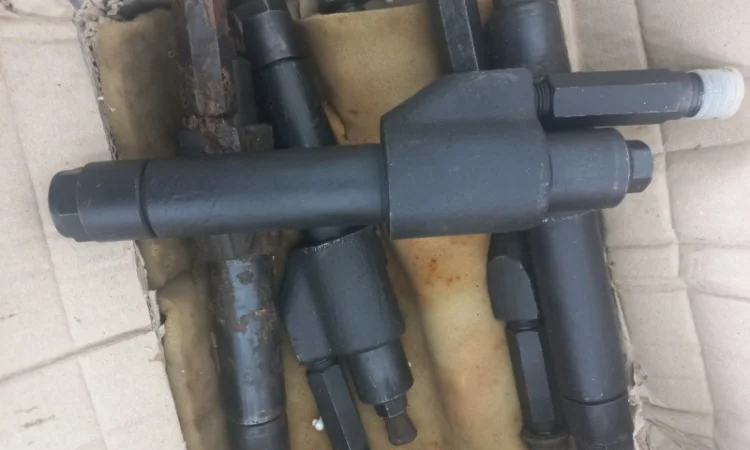 Форсунка двигателя SKL 6NVD26-2 в Киев, Чернигов, Харьков, Ивано-Франковск, Хмельницкий, Сумы - фото № 1