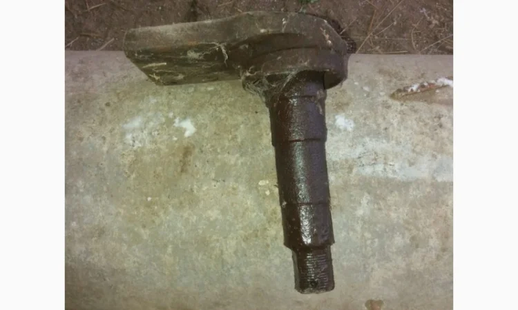 Цапфа осевая переднего моста Т-40 (Т25-3103020) п-во СССР - фото № 2