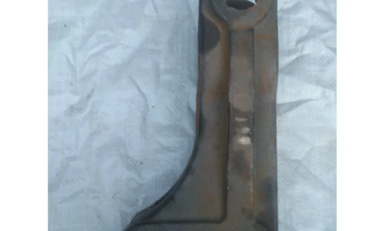 Скоба упряжная, серьга навески Т-150 (150.35.105) - фото № 1