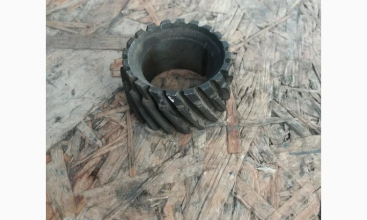 Шестерня коленвала Т-40, Д-144 (Д30-1006285) - фото № 1