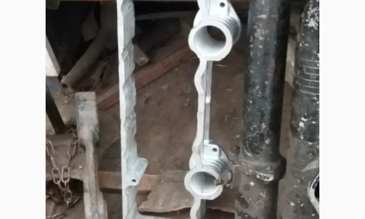 Крышка головки (проставка) МТЗ, Д-240 (240-1003032) - фото № 1